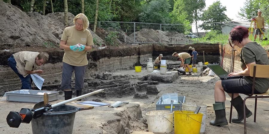 Foredrag om menneskeofringen ved Alken Enge